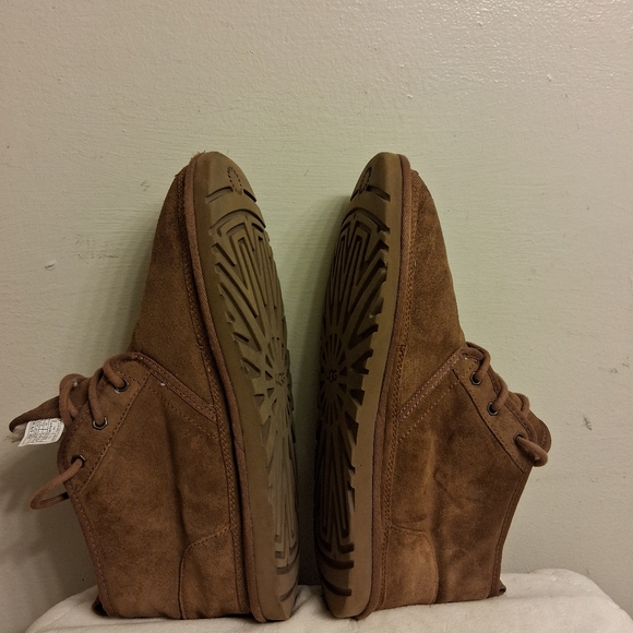 Men's Brown UGG Suede SHEEPSKIN Boots Size 11 - Picture 7 of 16